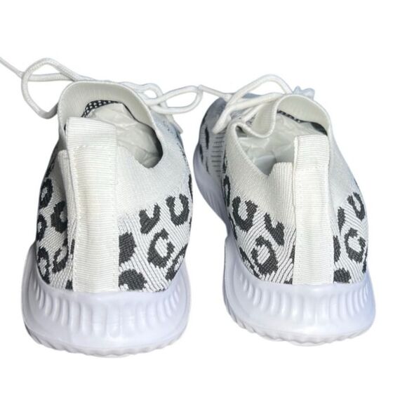 Slip on breathable mesh White Leopard Print Sneakers Women’s Size US 8 (… - Picture 8 of 16
